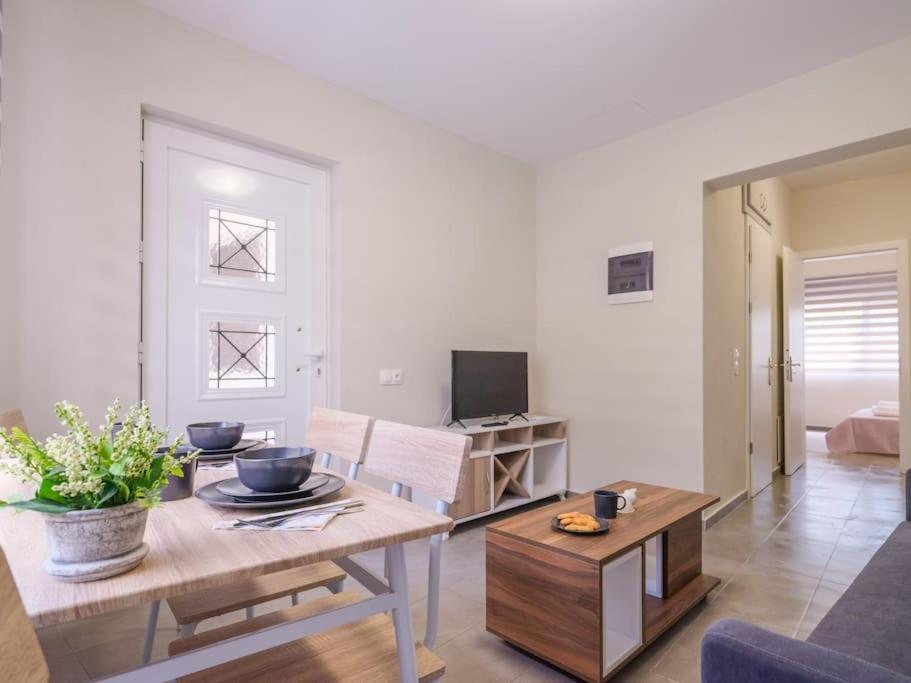 Pretty House In The Center Of Appartement
